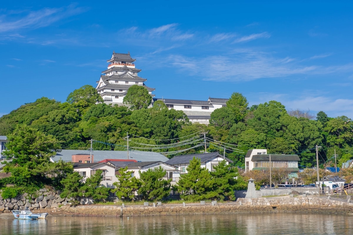 片田舎が舞台のアニメの聖地はどこ？